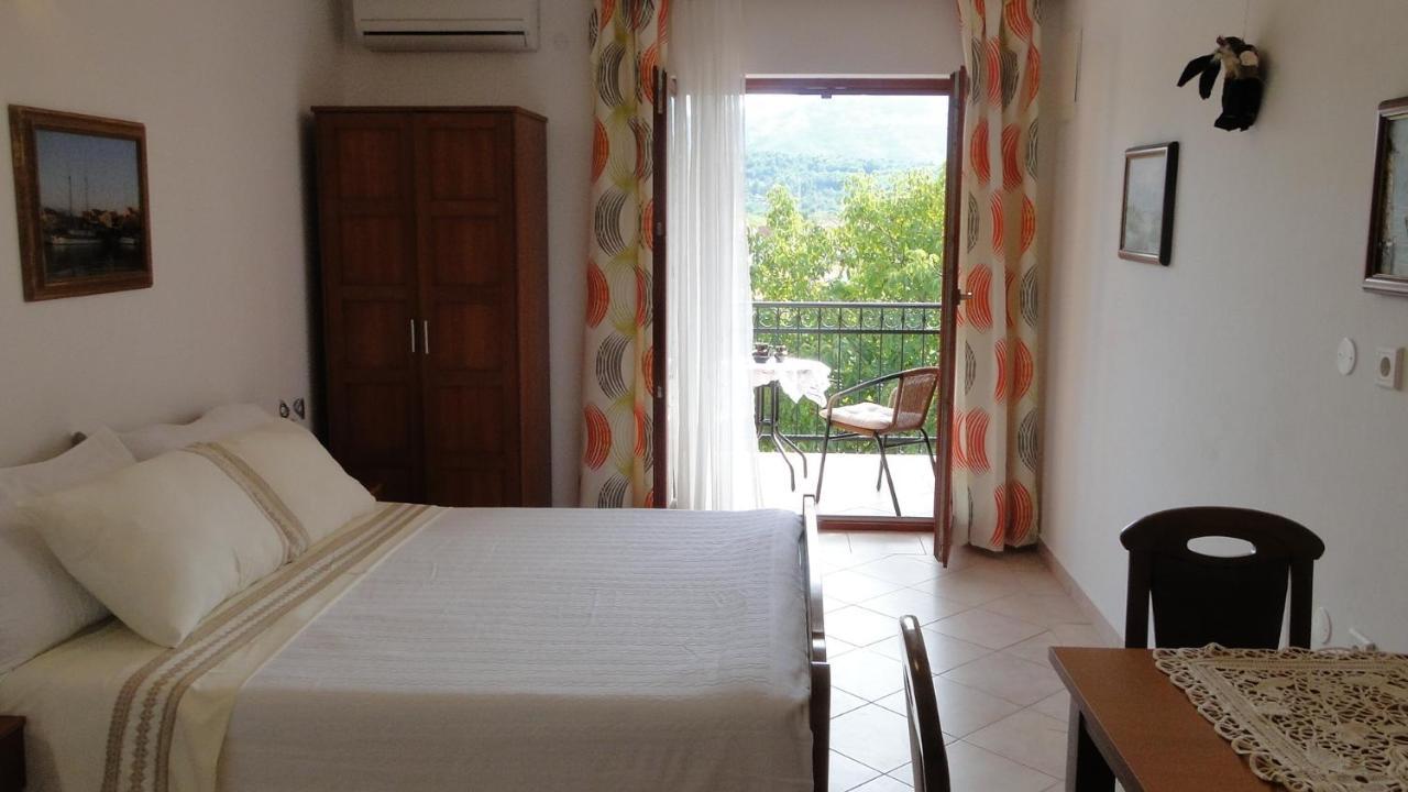 Villa Agava Vrboska Phòng bức ảnh