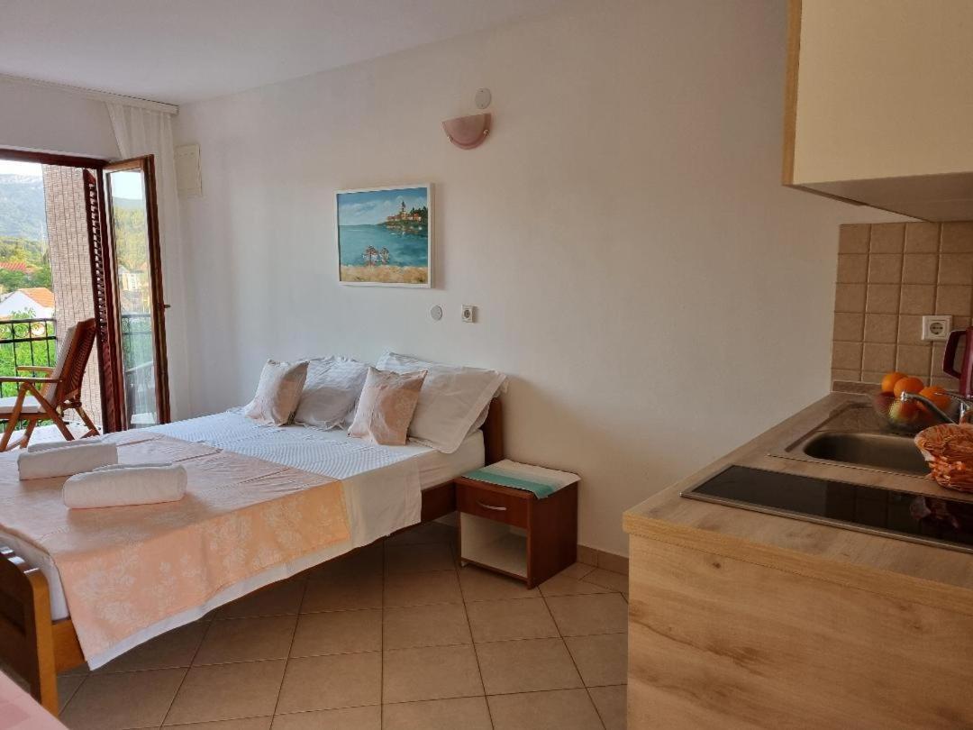 Villa Agava Vrboska Ngoại thất bức ảnh