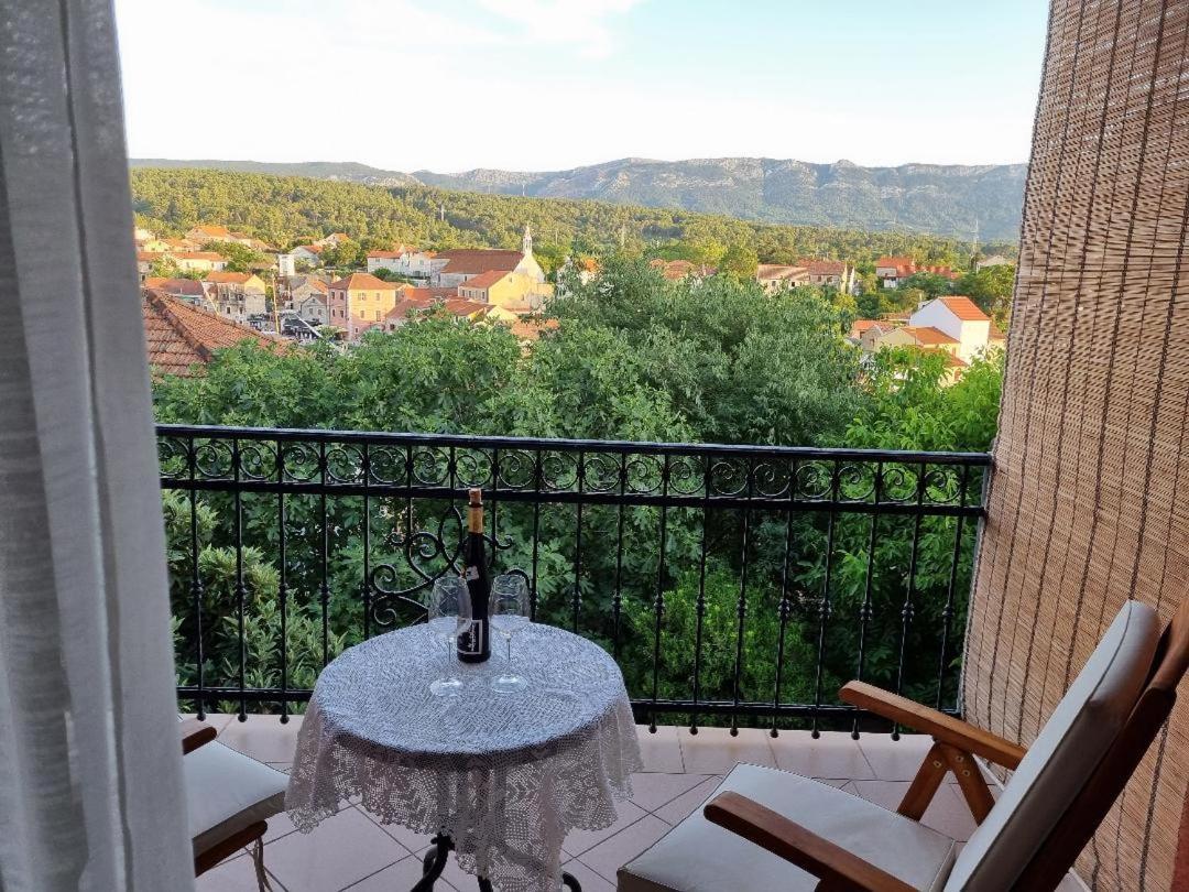 Villa Agava Vrboska Ngoại thất bức ảnh